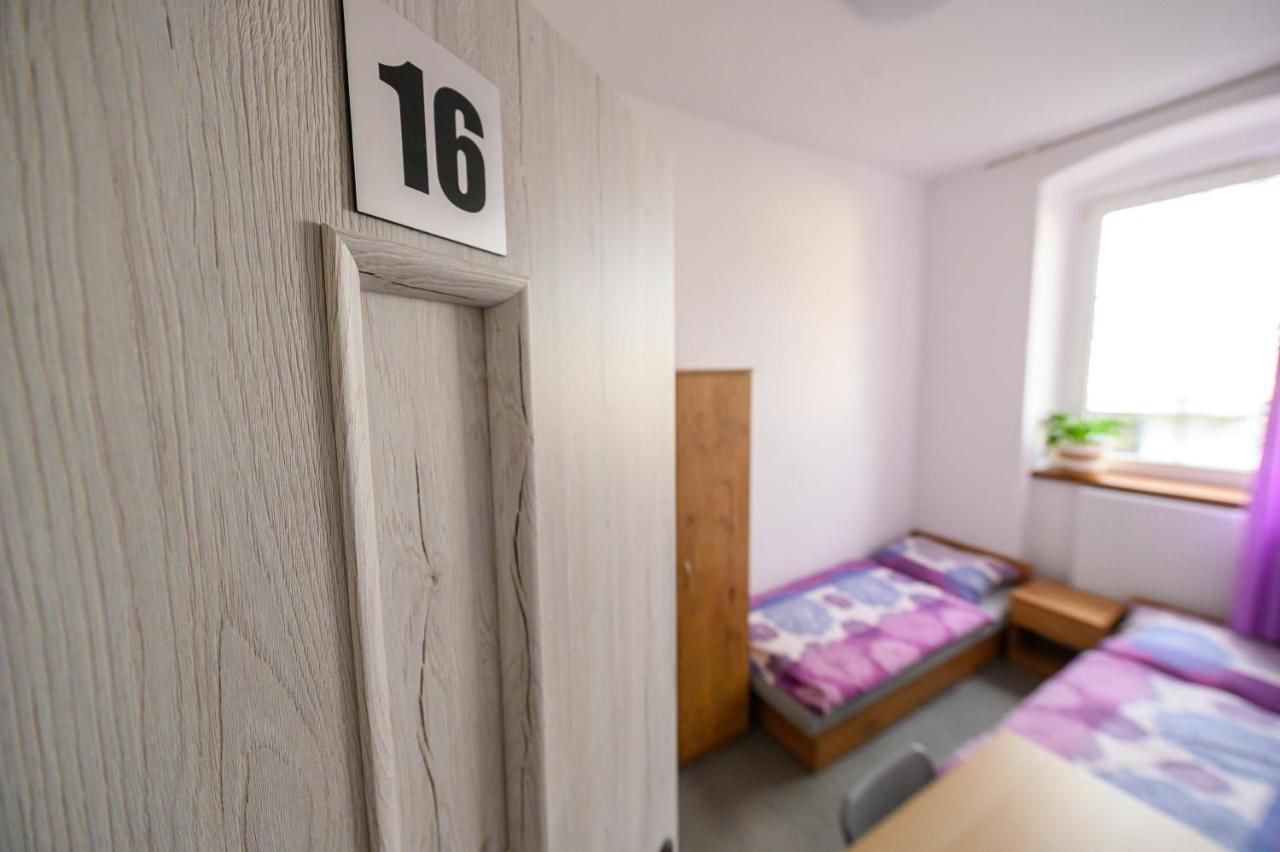 Mru Rooms Racibórz エクステリア 写真
